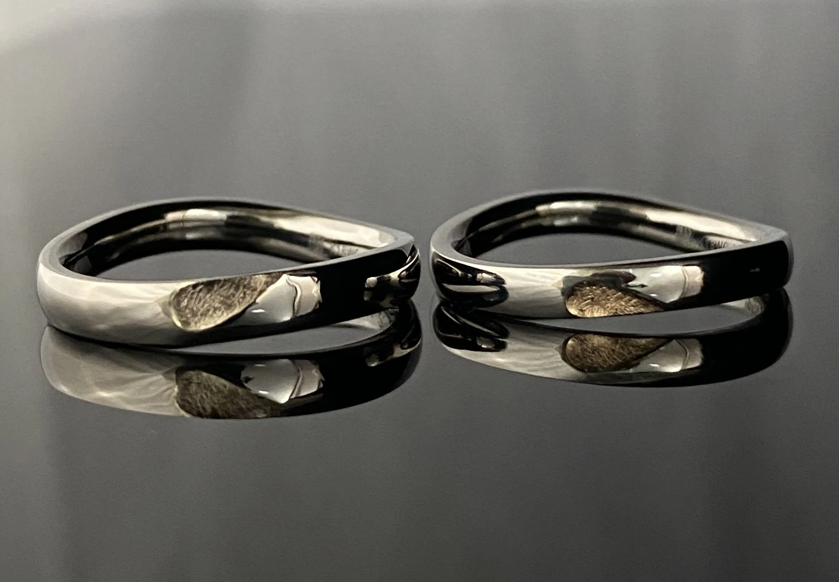 お二人だけの秘密のハートが素敵なフルオーダーリング | 結婚・婚約
